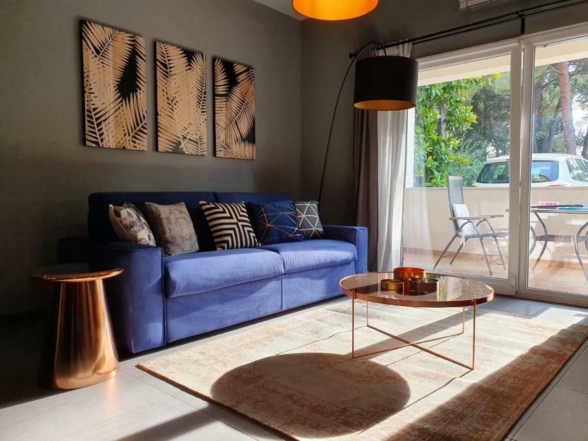 Magnolia - Modern Apartment Near City Center And Sea بوريتش المظهر الخارجي الصورة
