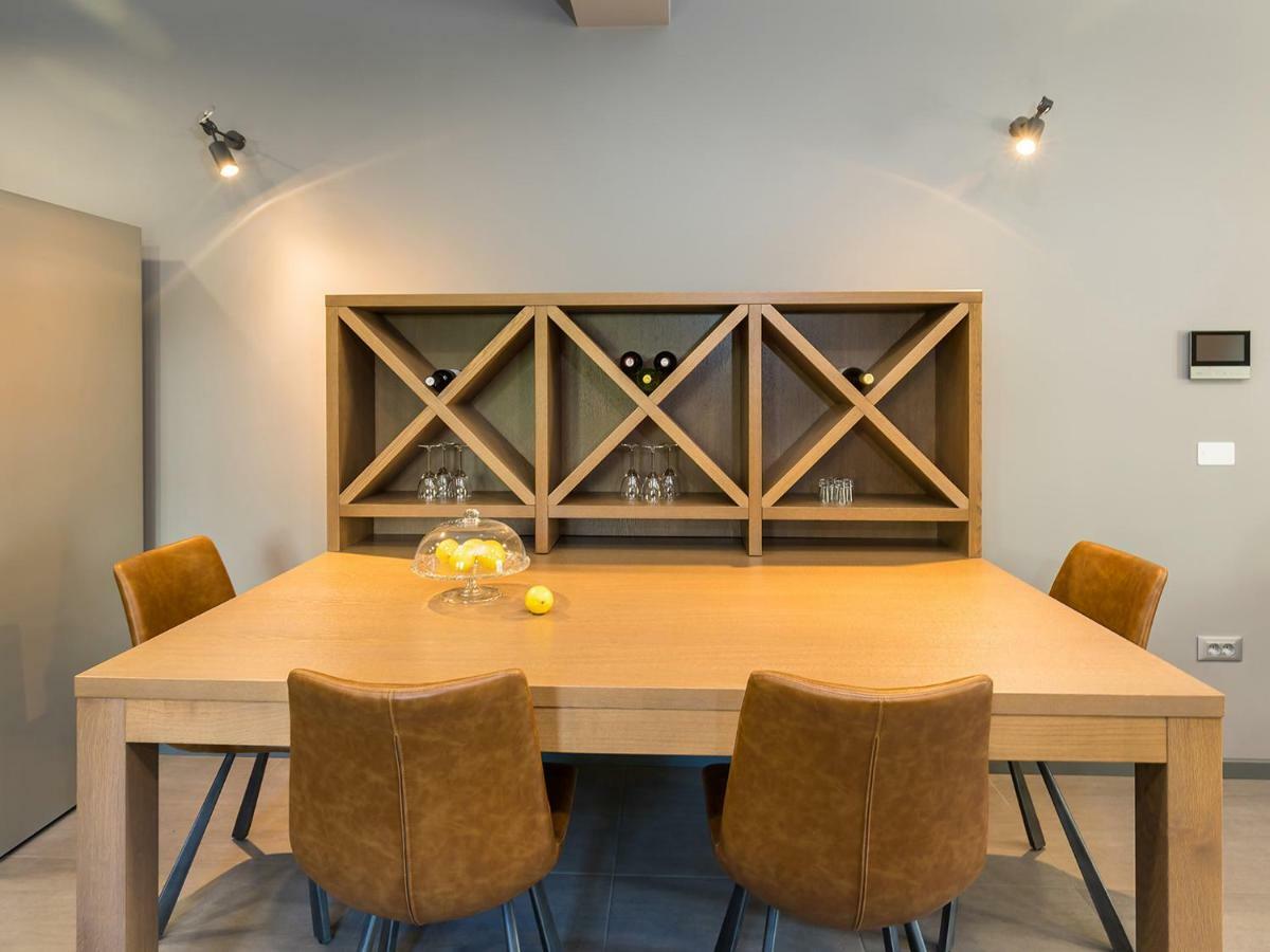 Magnolia - Modern Apartment Near City Center And Sea بوريتش المظهر الخارجي الصورة