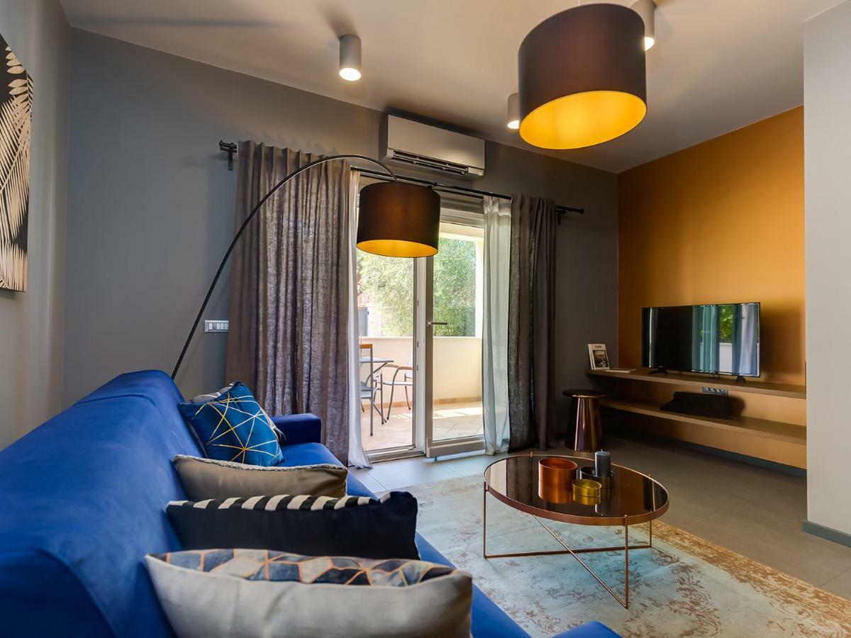 Magnolia - Modern Apartment Near City Center And Sea بوريتش المظهر الخارجي الصورة